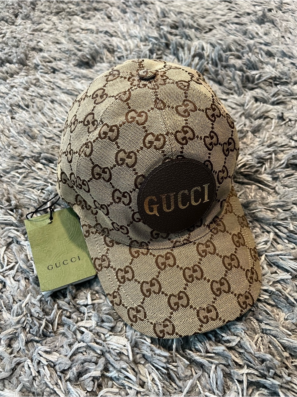 GG canvas baseball hat size Large